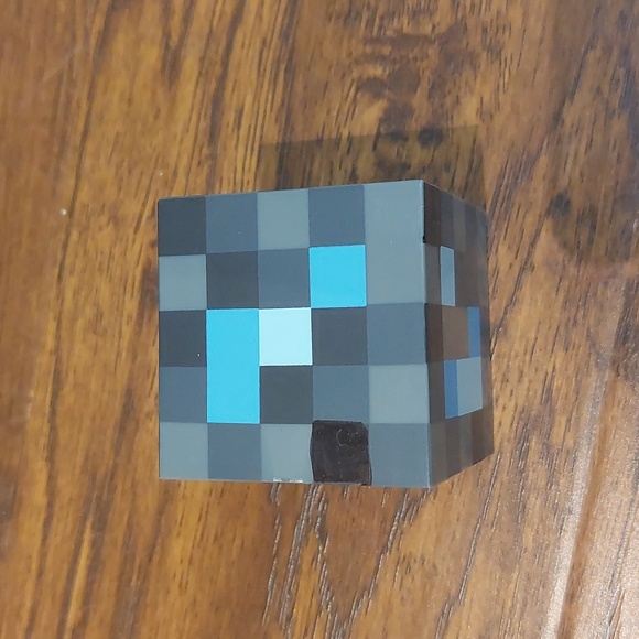 Minecraft bundle - Picture 4 of 7